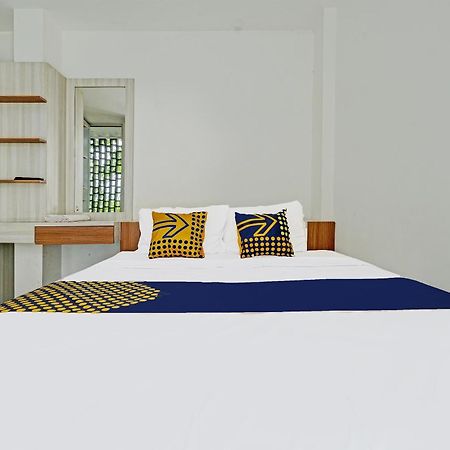 Super Oyo 2190 Alamanda 7 Syariah Бандунг Экстерьер фото